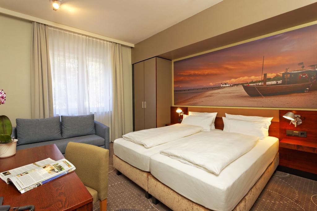Hotel Kaliebe Трасенхайде Екстериор снимка